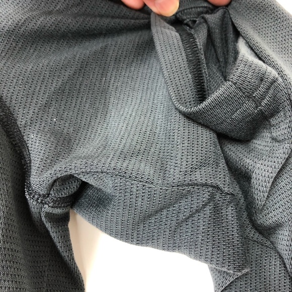 Under Armour fitted 2XL black - Picture 4 of 8